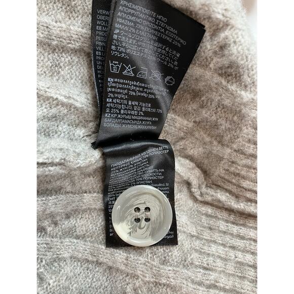 H&M Oversized Cable Knit Button Front Cardigan Women’s Size XL - Picture 6 of 6